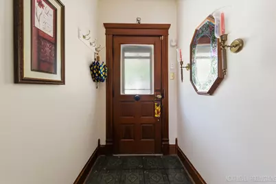 202 N 5th Street, Saint Charles, IL 60174 - Photo 6