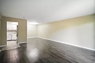 2600 Brookwood Way Dr, Rolling Meadows, IL 60008 - Photo 8