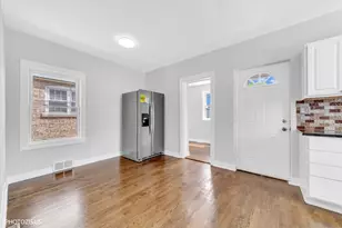 3515 N Oriole Ave, Chicago, IL 60634 - Photo 10