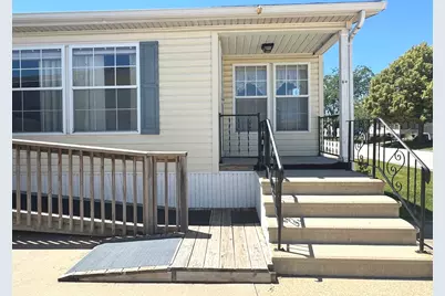 155 Scarlet Drive #155, Manteno, IL 60950 - Photo 2