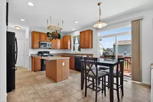 1541 Bristol Dr, Hampshire, IL 60140 - Photo 6