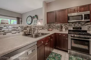 163 N Barton Trail, Batavia, IL 60510 - Photo 10