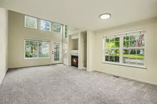 2071 Avalon Ct, Northbrook, IL 60062 - Photo 2