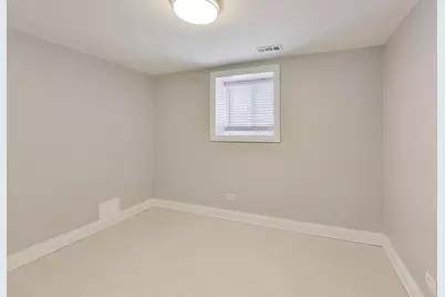 313 E 60th Street #1, Chicago, IL 60637 - Photo 38