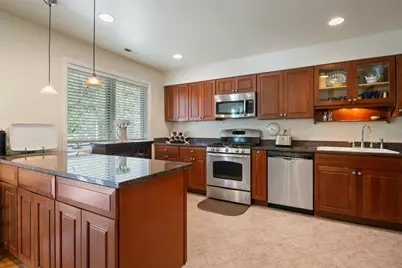 753 W Dickens Avenue, Chicago, IL 60614 - Photo 6