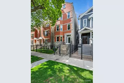 1520 W Henderson Street #1, Chicago, IL 60657 - Photo 1