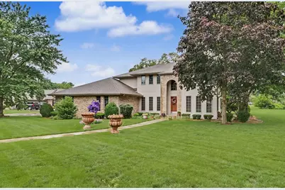 402 Holly Ridge Court, Saint John, IL 61873 - Photo 4
