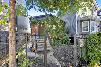 1746 N Albany Avenue, Chicago, IL 60647 - Photo 2
