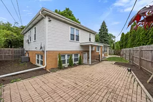 939 Long Rd, Glenview, IL 60025 - Photo 30