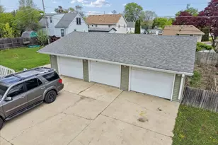 29 N Metropolitan Ave, Waukegan, IL 60085 - Photo 24