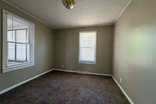 272 S Forest Ave, Bradley, IL 60915 - Photo 8