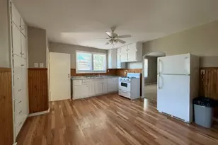 272 S Forest Ave, Bradley, IL 60915 - Photo 10