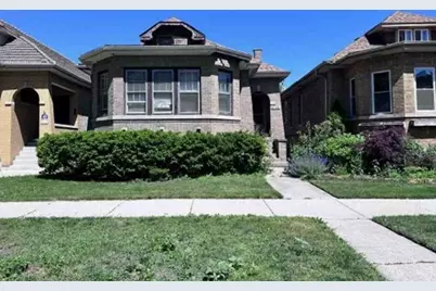6725 N Rockwell Street, Chicago, IL 60645 - Photo 2