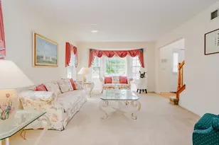 1438 Della Dr, Hoffman Estates, IL 60169 - Photo 10