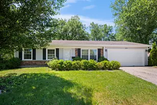 365 Pebblecreek Dr, Lake Zurich, IL 60047 - Photo 1