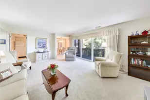 1845 Tanglewood Dr, Glenview, IL 60025 - Photo 6