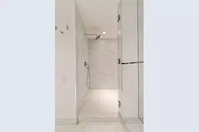 180 E Pearson Street #4706, Chicago, IL 60611 - Photo 16