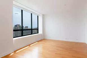 180 E Pearson St, Chicago, IL 60611 - Photo 12