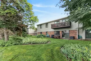 842 N Cross Creek Dr, Roselle, IL 60172 - Photo 24