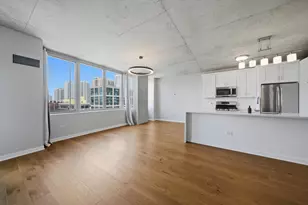 659 W Randolph St, Chicago, IL 60661 - Photo 6