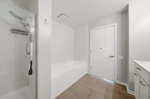 659 W Randolph St, Chicago, IL 60661 - Photo 14