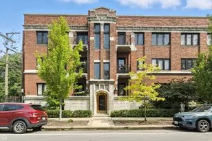 1368 E 57th St, Chicago, IL 60637 - Photo 14