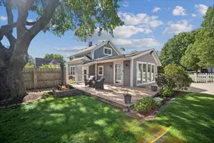 60 N Wisconsin St, Carpentersville, IL 60110 - Photo 20