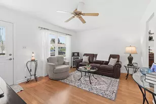 627 Glen Ave, Romeoville, IL 60446 - Photo 6