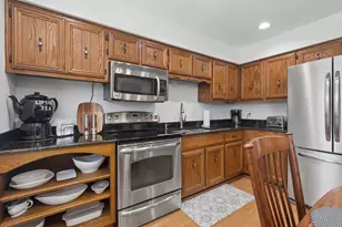 627 Glen Ave, Romeoville, IL 60446 - Photo 10