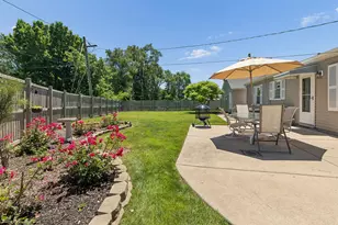 627 Glen Ave, Romeoville, IL 60446 - Photo 26