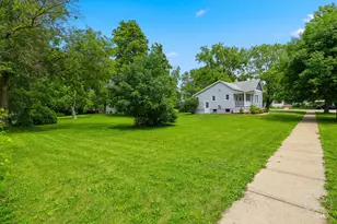 423 E Front St, Gilman, IL 60938 - Photo 26