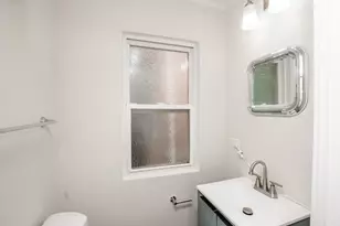10048 S St Lawrence Ave, Chicago, IL 60628 - Photo 12
