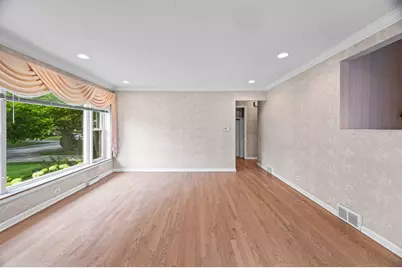 340 Romona Road, Wilmette, IL 60091 - Photo 4