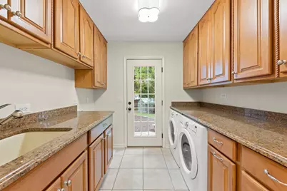 706 Alexandria Drive, Naperville, IL 60565 - Photo 14