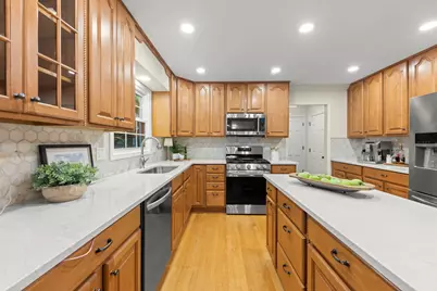 706 Alexandria Drive, Naperville, IL 60565 - Photo 10