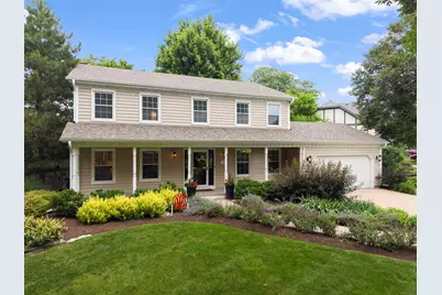 706 Alexandria Drive, Naperville, IL 60565 - Photo 2