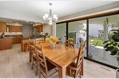 1320 E Sanborn Drive, Palatine, IL 60074 - Photo 10