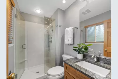 1320 E Sanborn Drive, Palatine, IL 60074 - Photo 14
