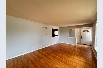 519 Paxton Avenue, Calumet City, IL 60409 - Photo 2