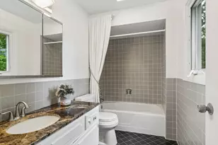 123 N Peartree Ln, Arlington Heights, IL 60004 - Photo 20