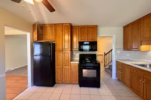 19252 Oakwood Ave, Lansing, IL 60438 - Photo 8