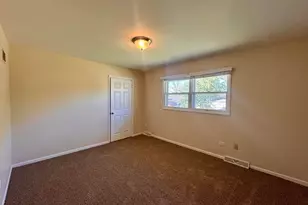 19252 Oakwood Ave, Lansing, IL 60438 - Photo 16