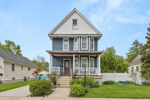 4029 Amelia Ave, Lyons, IL 60534 - Photo 1