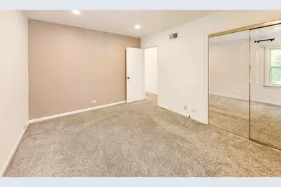 1010 Lyford Lane, Wheaton, IL 60189 - Photo 14