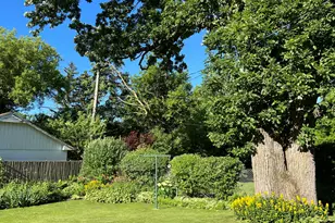 1026 Half Day Rd, Highland Park, IL 60035 - Photo 20