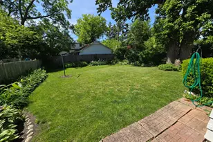 1026 Half Day Rd, Highland Park, IL 60035 - Photo 18