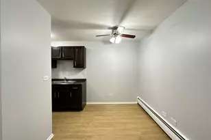 4616 N Beacon St, Chicago, IL 60640 - Photo 6