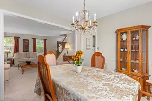 815 Claridge Ct, Schaumburg, IL 60193 - Photo 8
