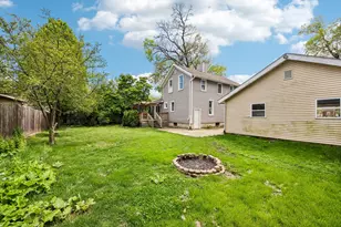316 E Division St, Lockport, IL 60441 - Photo 22