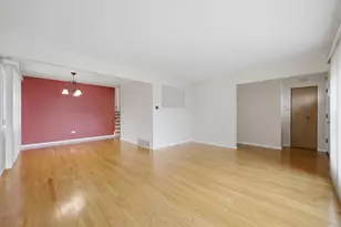 1014 W 109th Pl, Chicago, IL 60643 - Photo 4